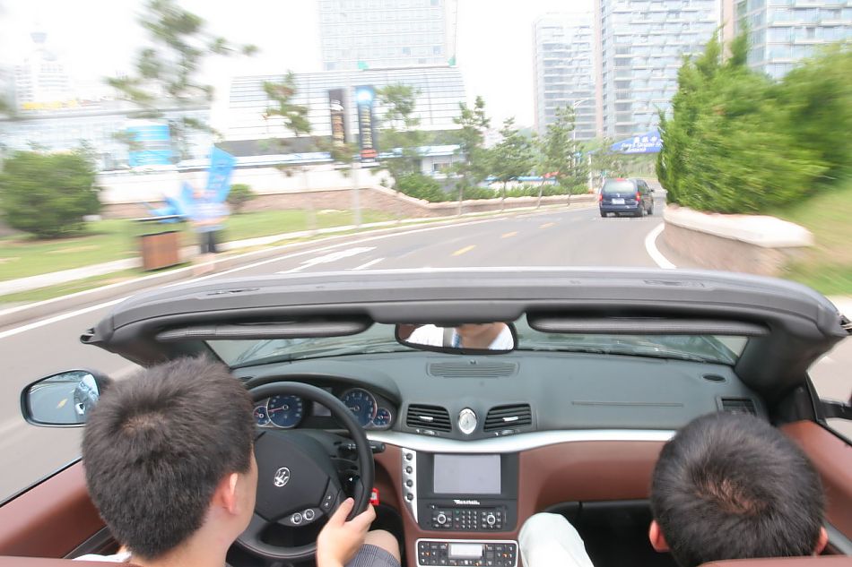 玛莎拉蒂总裁GT运动版内饰及细节