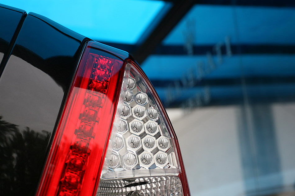 玛莎拉蒂总裁外观图片