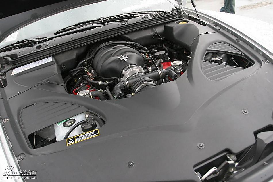 Quattroporte S引擎及车钥匙