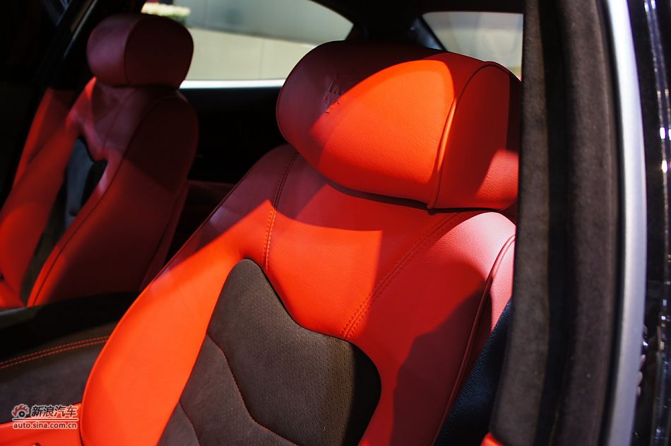 玛莎拉蒂总裁运动版