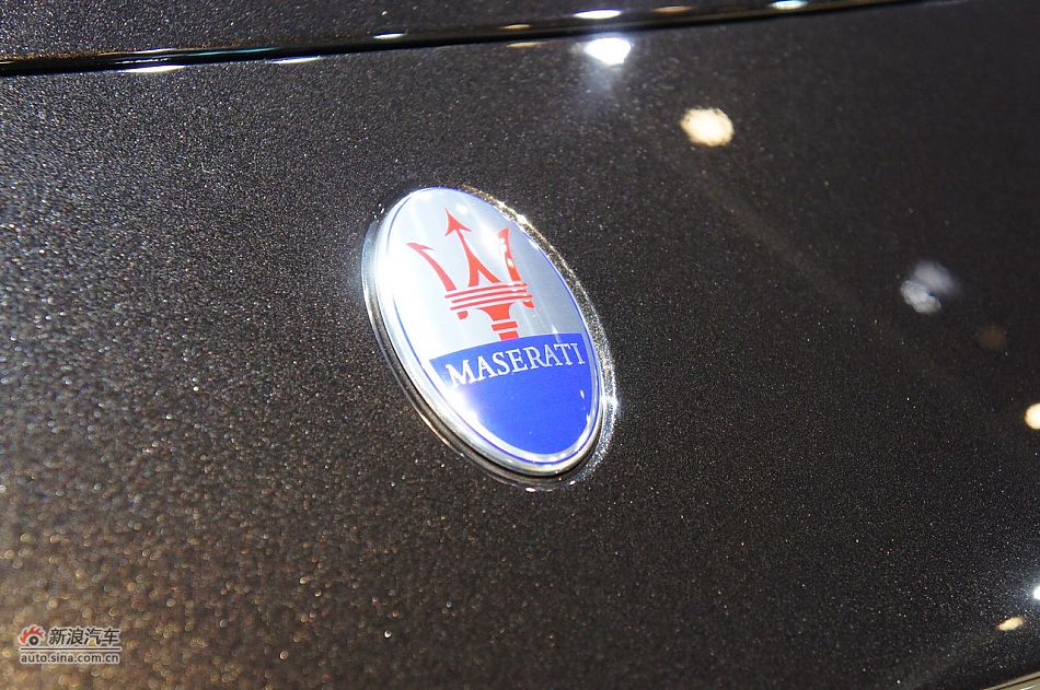 玛莎拉蒂总裁运动版