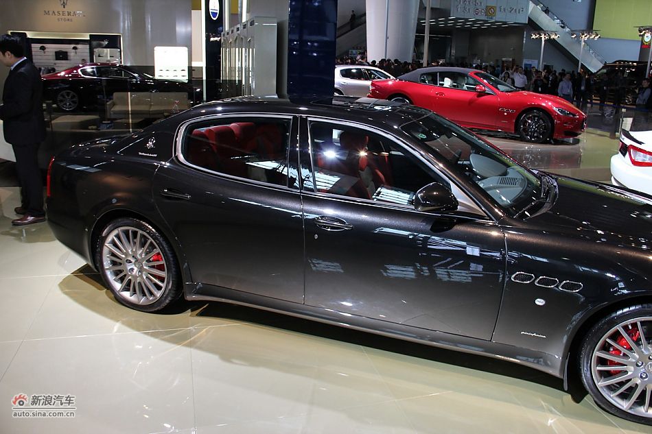 玛莎拉蒂总裁运动版