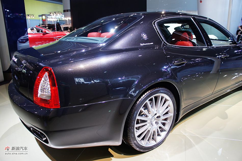 玛莎拉蒂总裁运动版