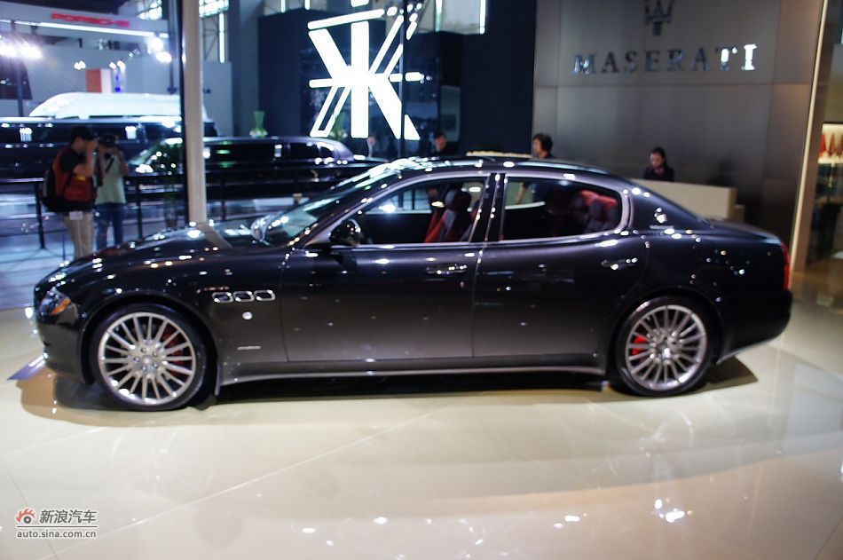 玛莎拉蒂总裁运动版