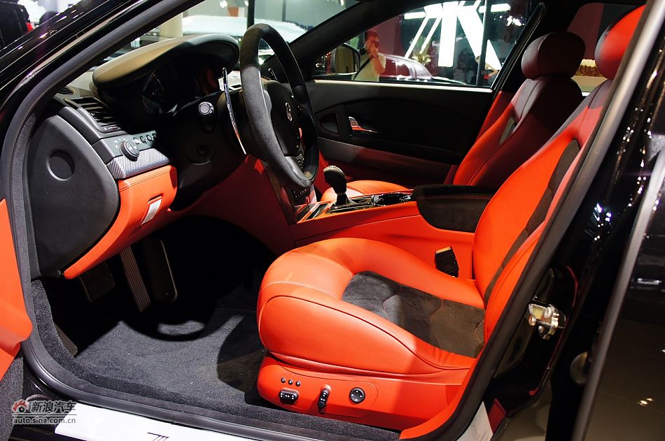 玛莎拉蒂总裁运动版