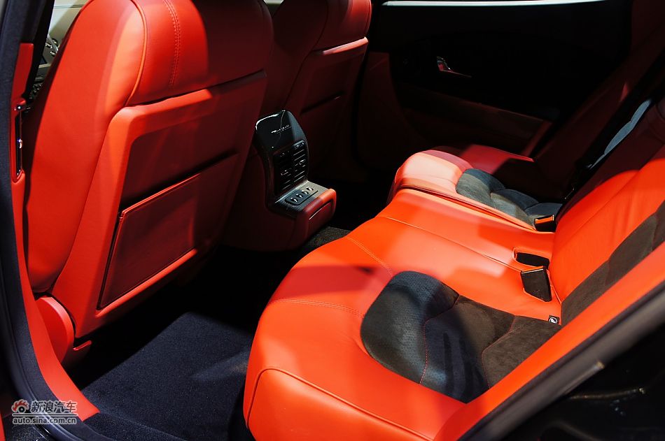 玛莎拉蒂总裁运动版