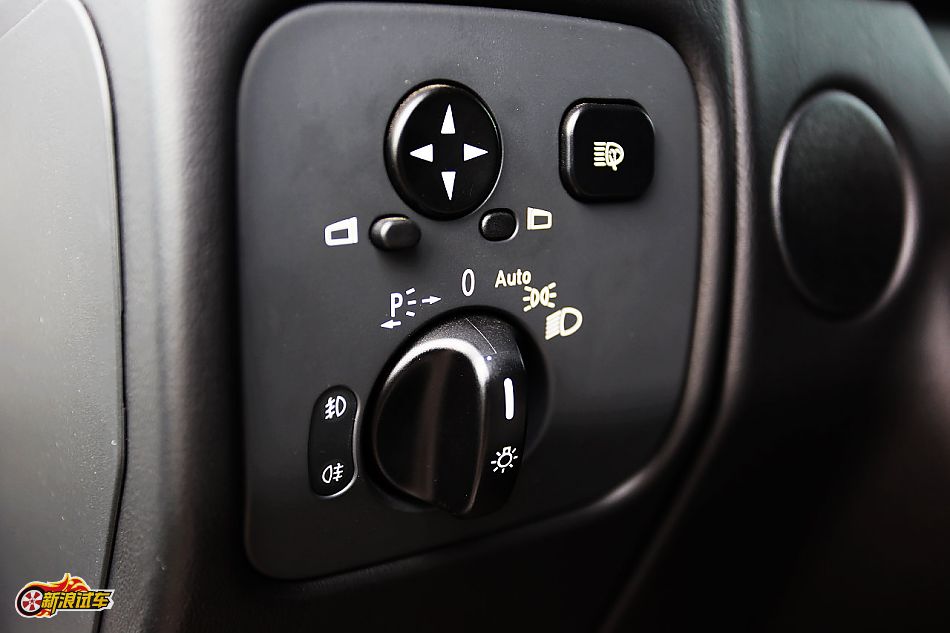 奔驰G500内饰图片