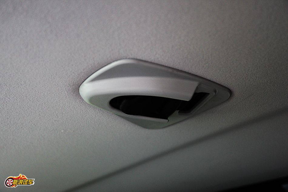 奔驰G500内饰图片