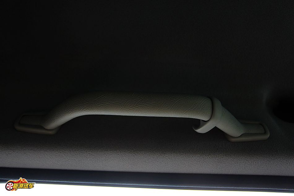 奔驰G500内饰图片