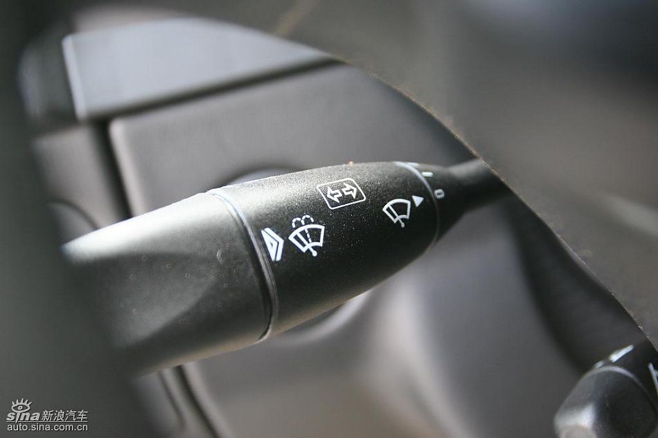 奔驰G500内饰及细节