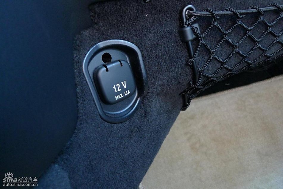 奔驰G500内饰及细节