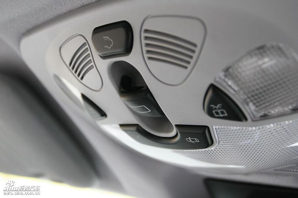 奔驰G500内饰及细节