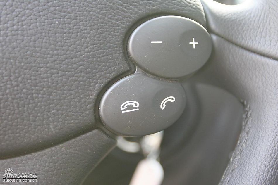 奔驰G500内饰及细节