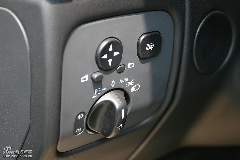 奔驰G500内饰及细节