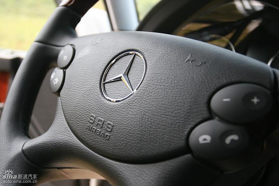 奔驰G500内饰及细节