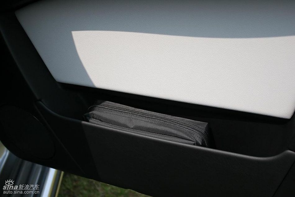 奔驰G500内饰及细节