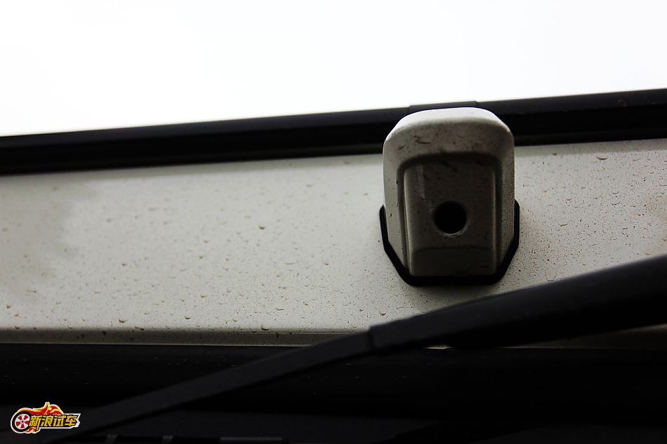 奔驰G500外观图片