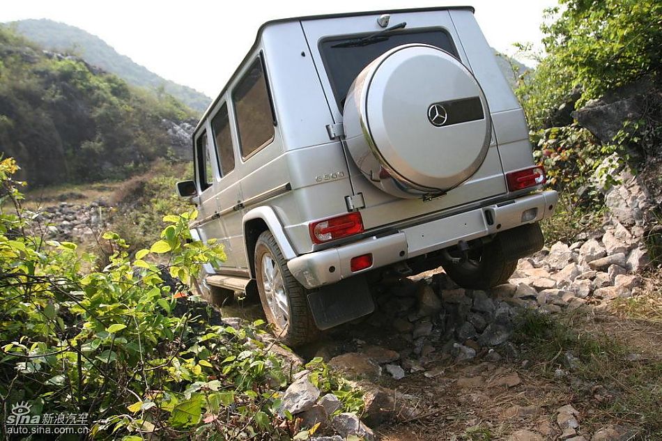 奔驰G500越开越野