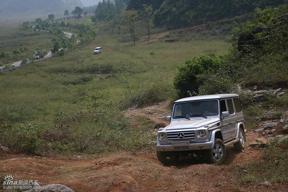 奔驰G500越开越野