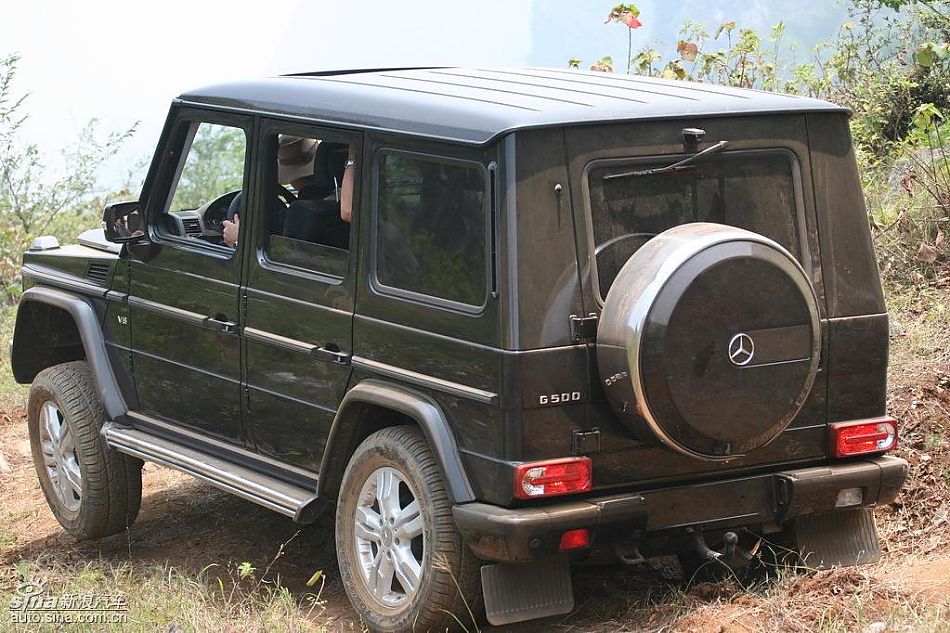 奔驰G500越开越野