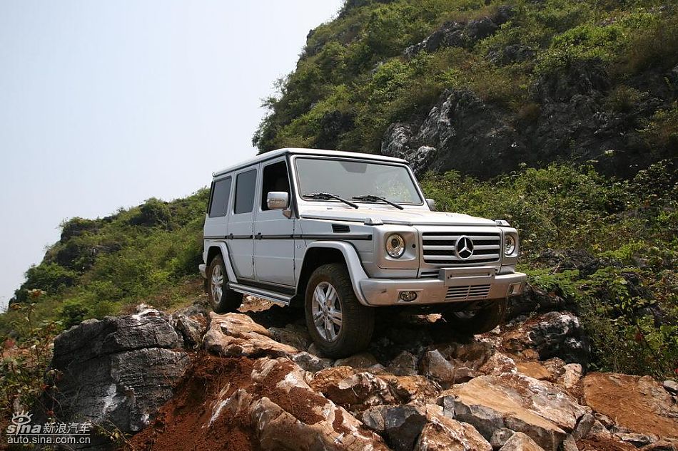 奔驰G500越开越野