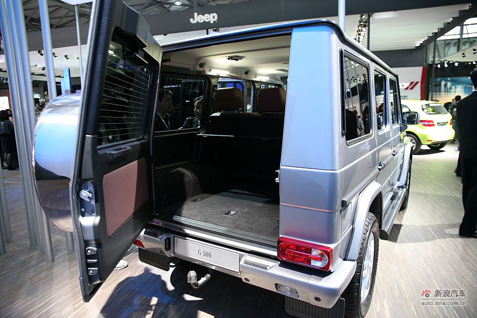 奔驰G500