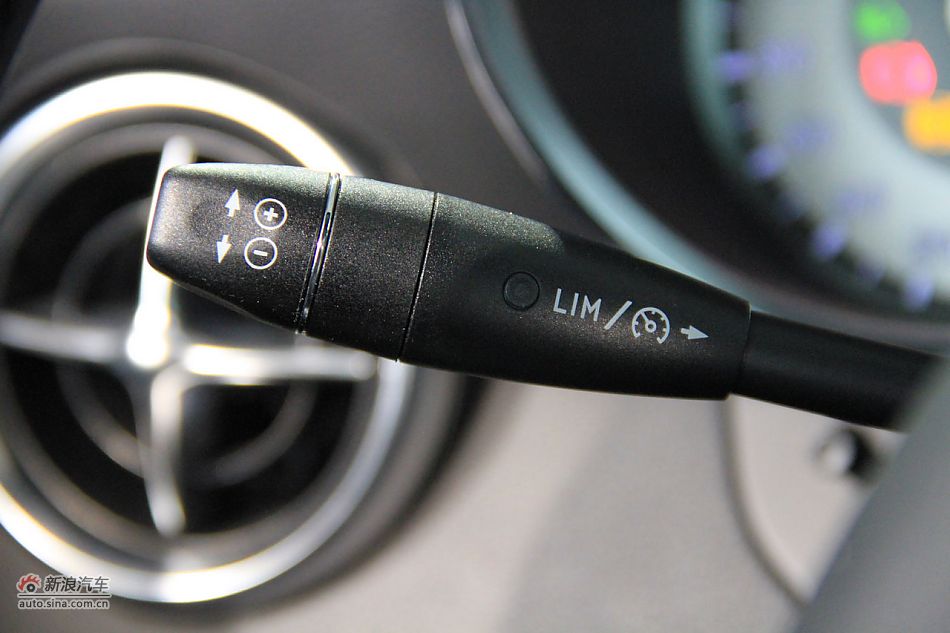 2012款奔驰SLK到店实拍