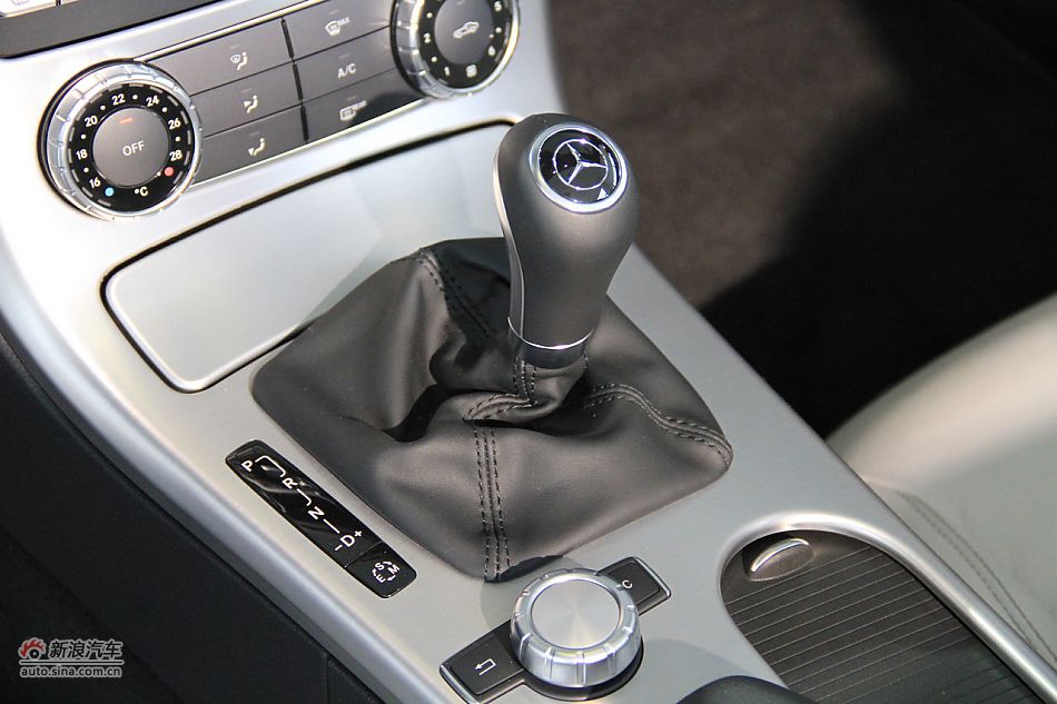 2012款奔驰SLK到店实拍