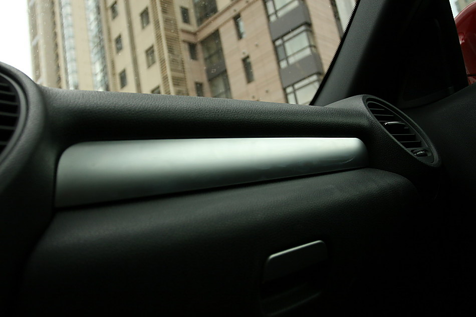 梅赛德斯-奔驰SLK200内饰图片