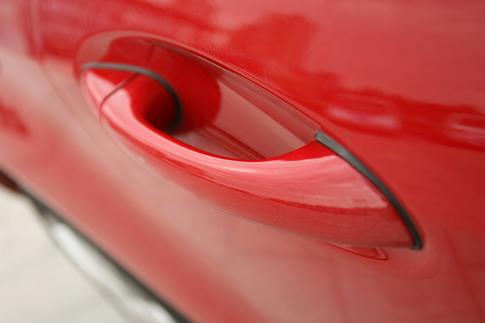 梅赛德斯-奔驰SLK200外观图片