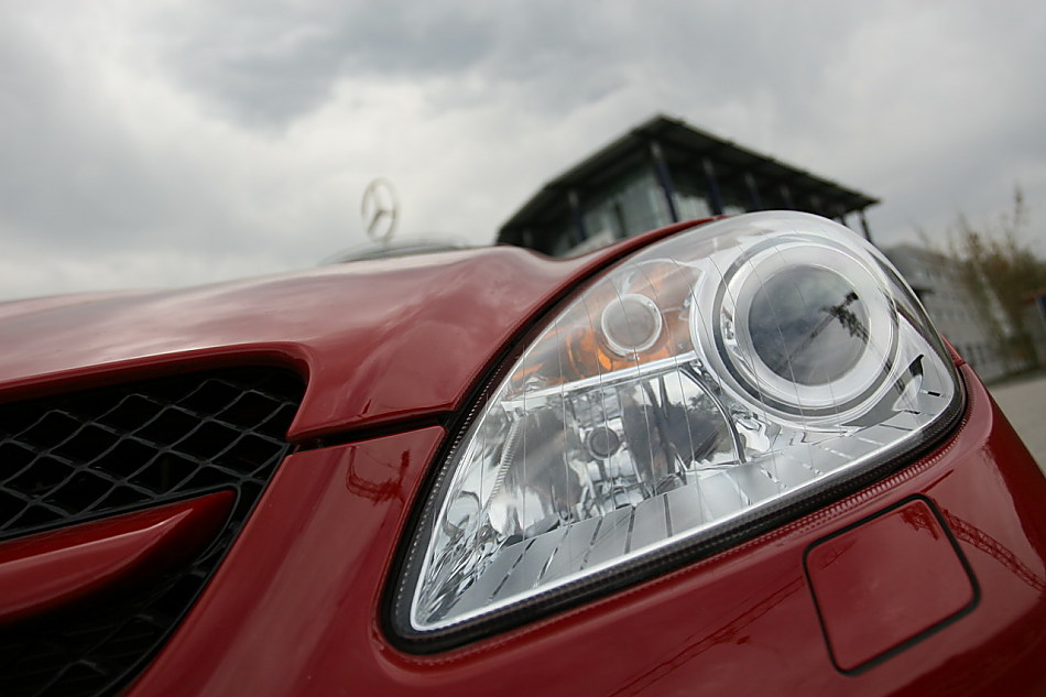 梅赛德斯-奔驰SLK200外观图片