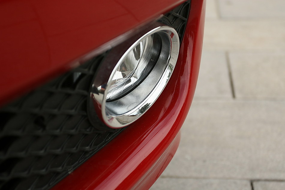 梅赛德斯-奔驰SLK200外观图片