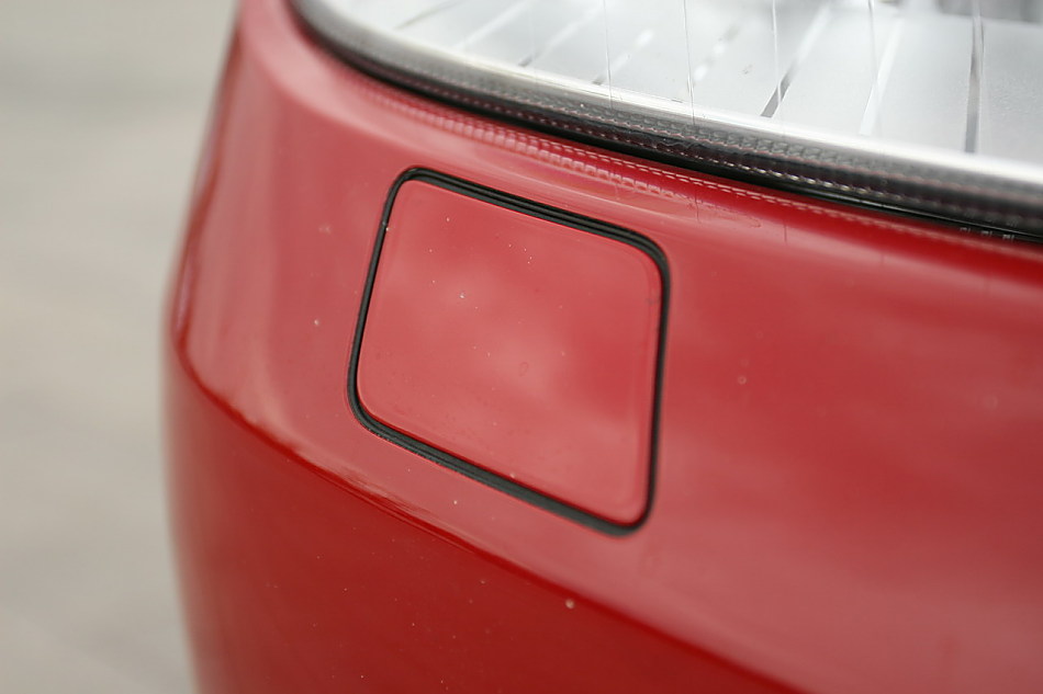 梅赛德斯-奔驰SLK200外观图片