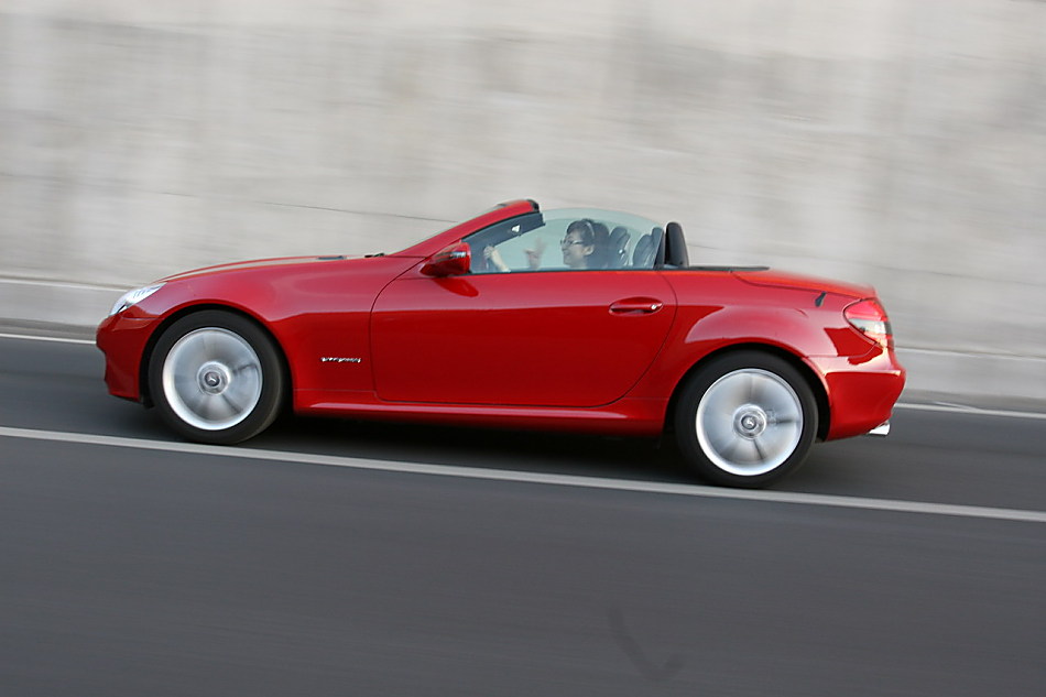 梅赛德斯-奔驰SLK200动态外观图片