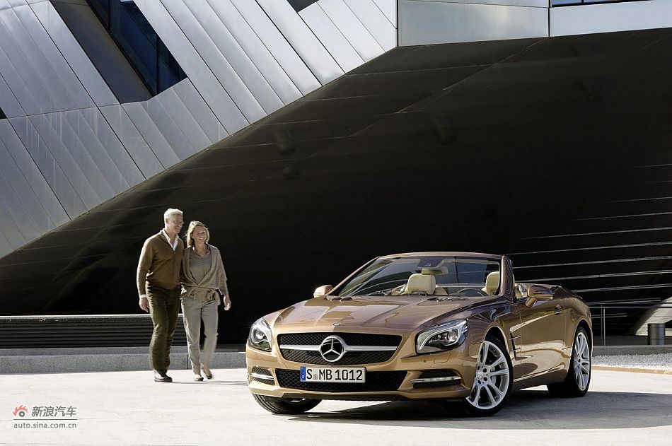 2013款奔驰SL级官方图
