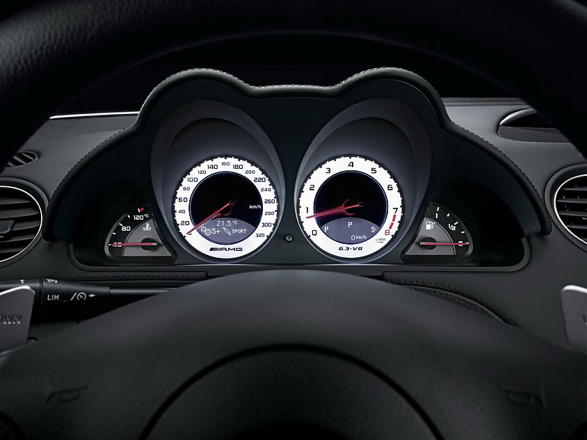 梅赛德斯-奔驰SL63 AMG