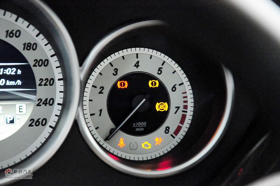 2012款奔驰CLS实拍