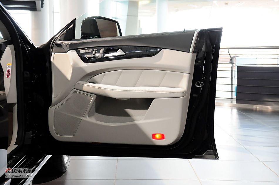 2012款奔驰CLS实拍