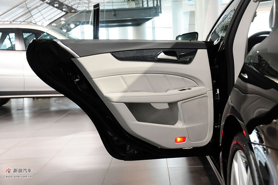 2012款奔驰CLS实拍