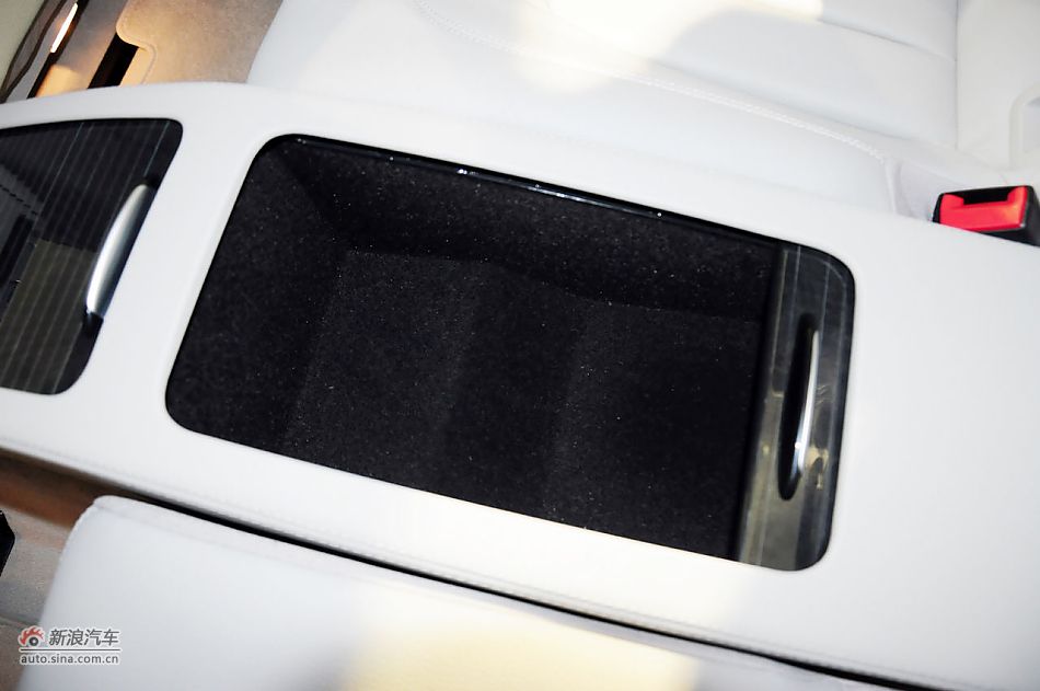 2012款奔驰CLS实拍