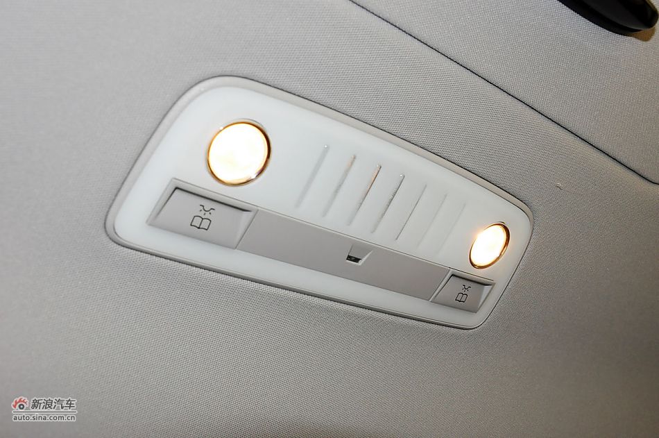 2012款奔驰CLS实拍