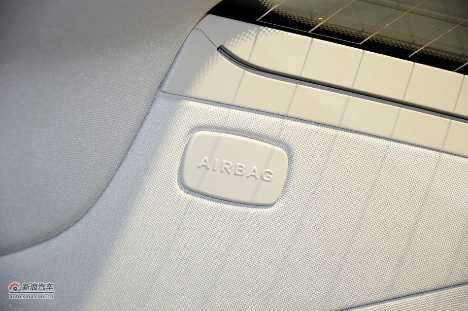 2012款奔驰CLS实拍