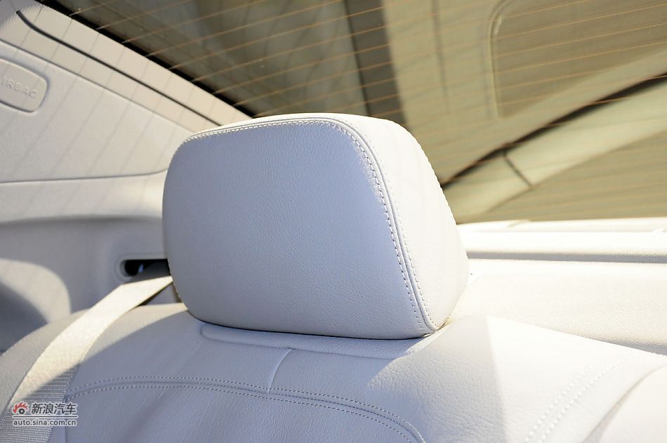 2012款奔驰CLS实拍