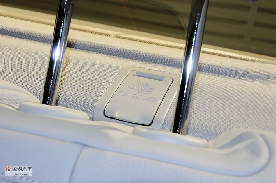 2012款奔驰CLS实拍