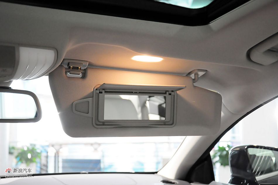 2012款奔驰CLS实拍