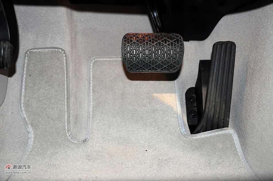 2012款奔驰CLS实拍