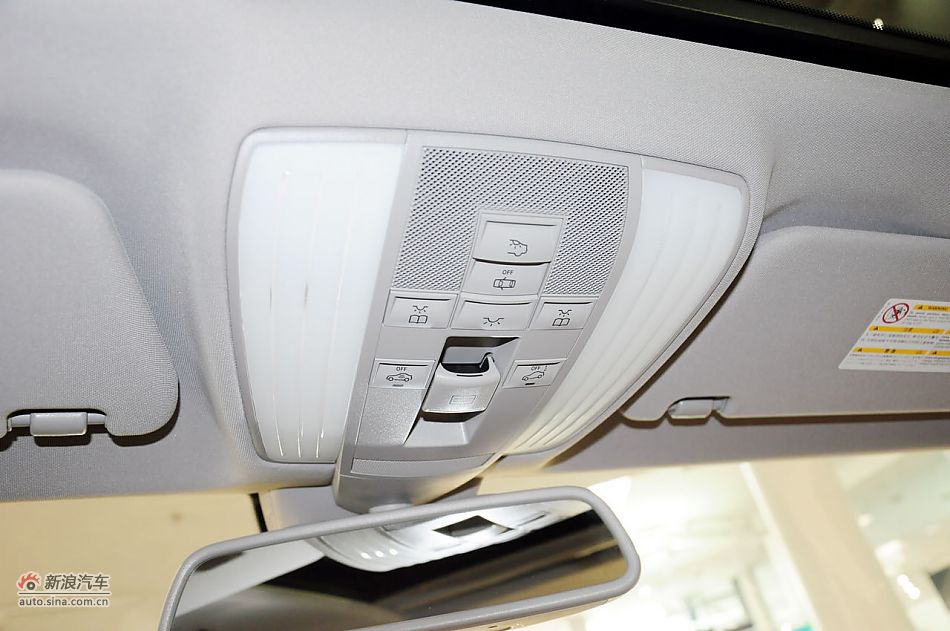 2012款奔驰CLS实拍