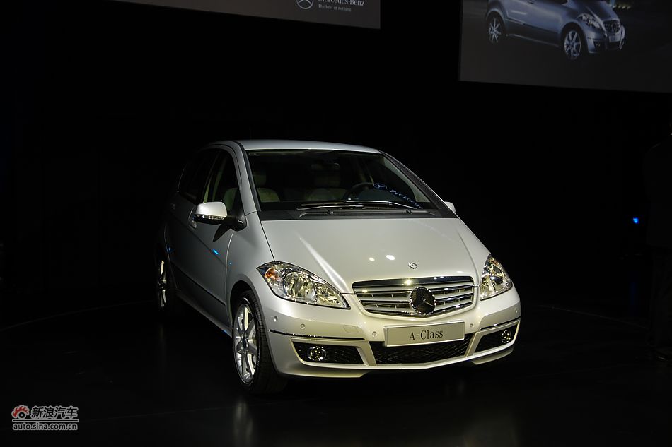 奔驰A级上市现场