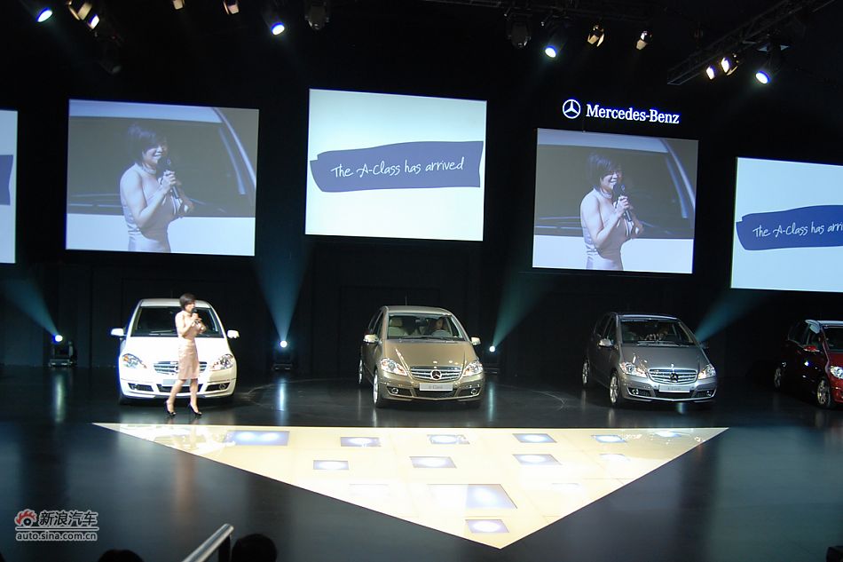 奔驰A级上市现场
