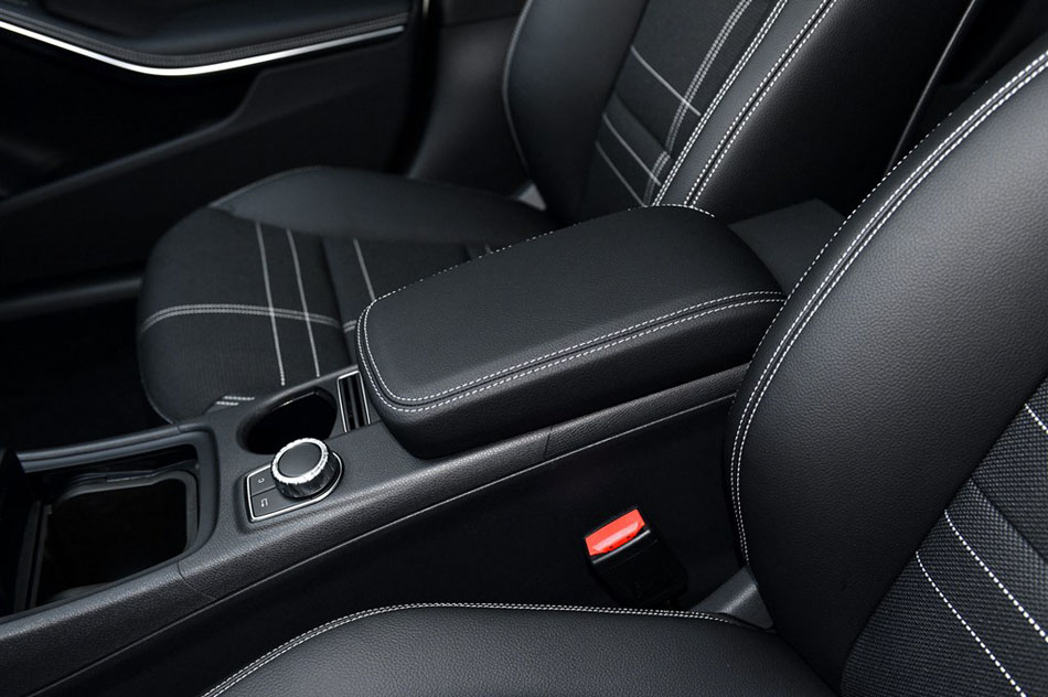 2015款 A 200 座椅空间